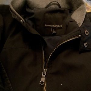 Fall BANANA REPUBLIC black bomber jacket perfect condition!